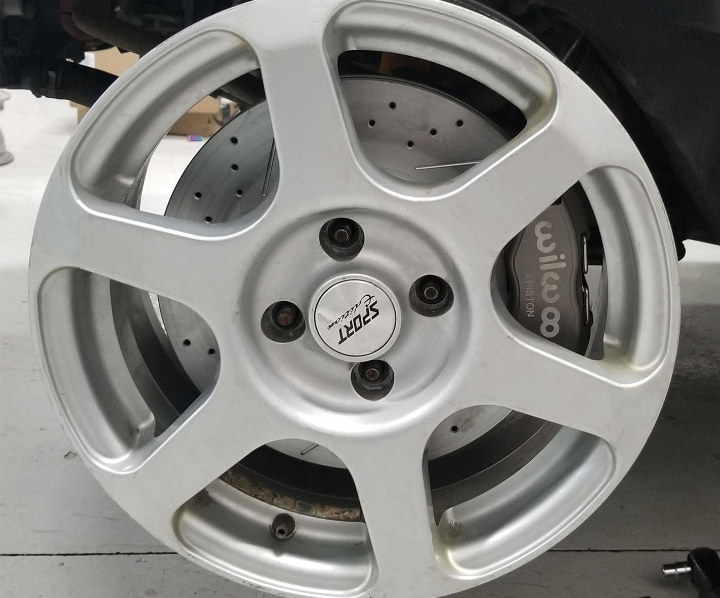 Any level Big Brake Kit – (Supports All Levels) - ( Rotor Sizes 9.25-11.75″ )